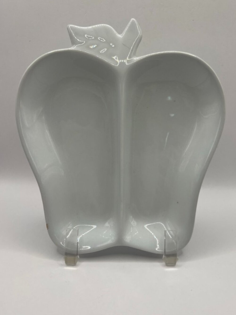 White Porcelain divided Apple Spoon Rest Candy Serving Dish PROGRESSIVE INTL 7”